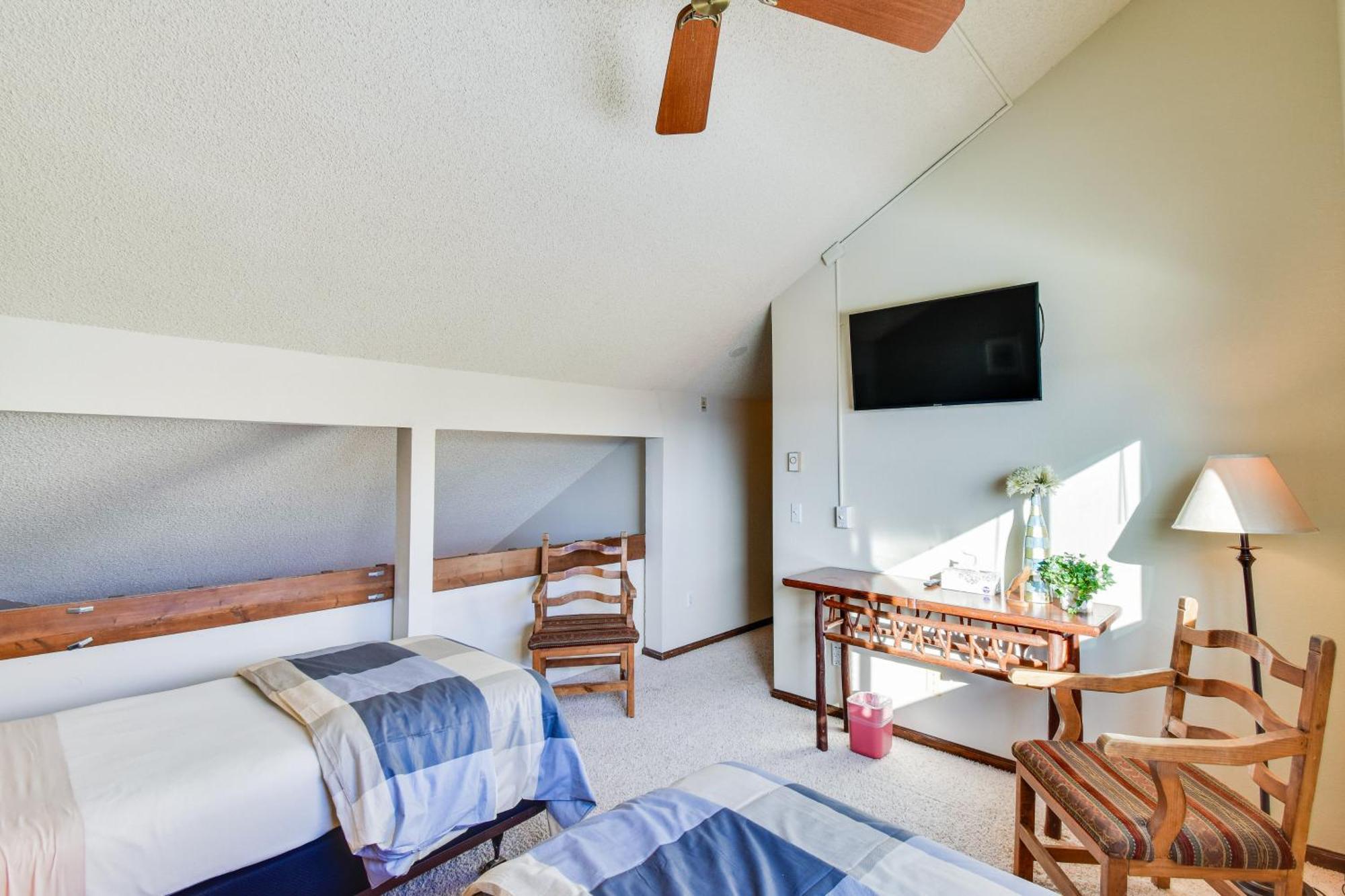 Central Steamboat Condo Outdoor Hot Tub And Pool! Steamboat Springs Esterno foto